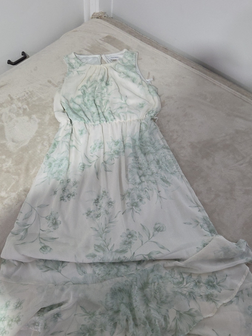 Sleeveless White and Light Green Floral Maxi Dress